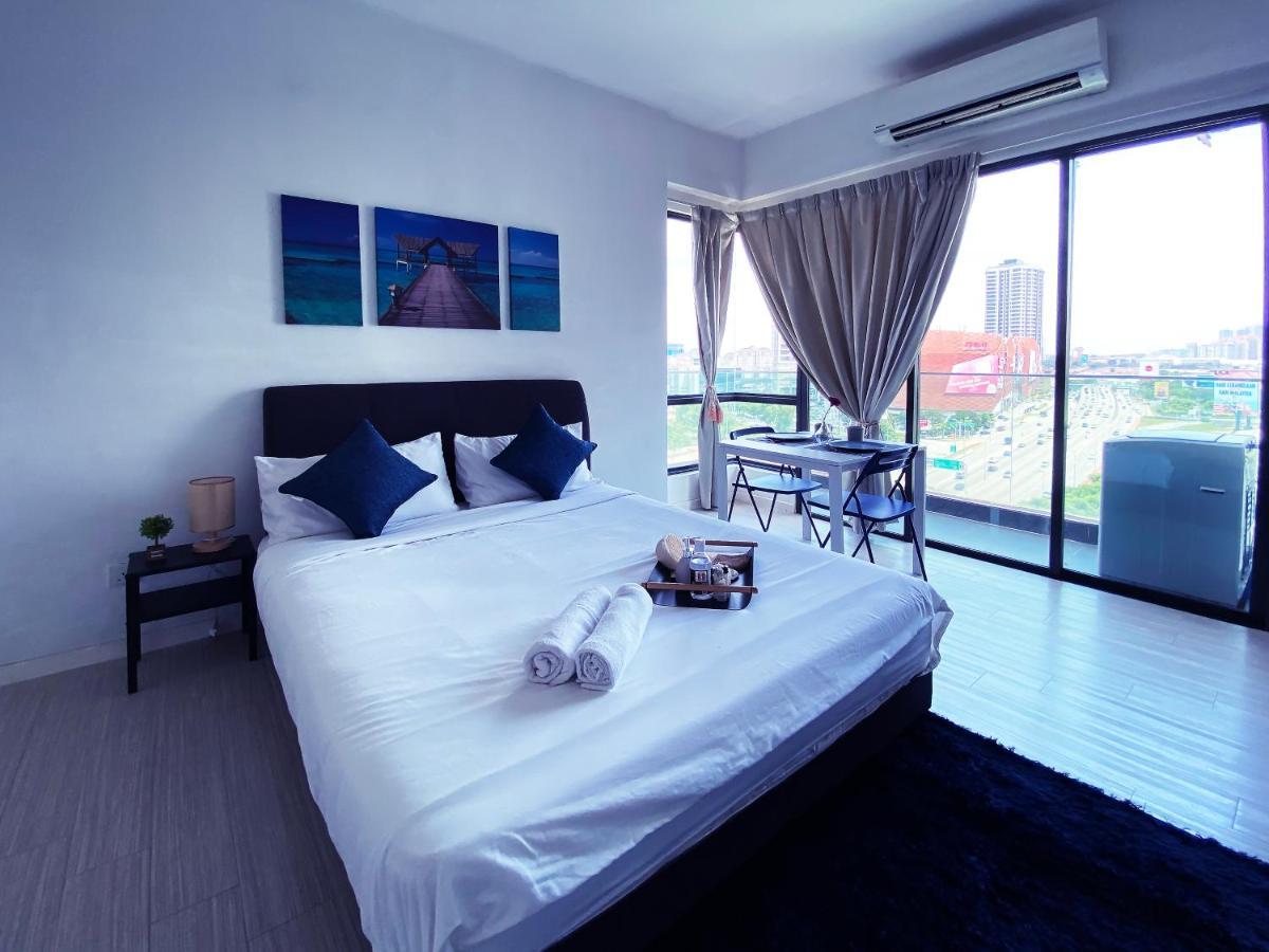 Lily & Loft - The Grand Sofo, Petaling Jaya Apartment Exterior foto