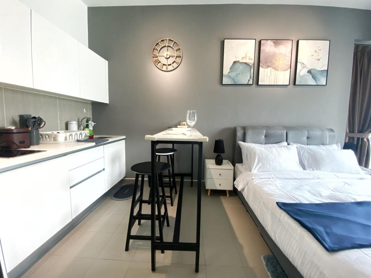 Lily & Loft - The Grand Sofo, Petaling Jaya Apartment Exterior foto