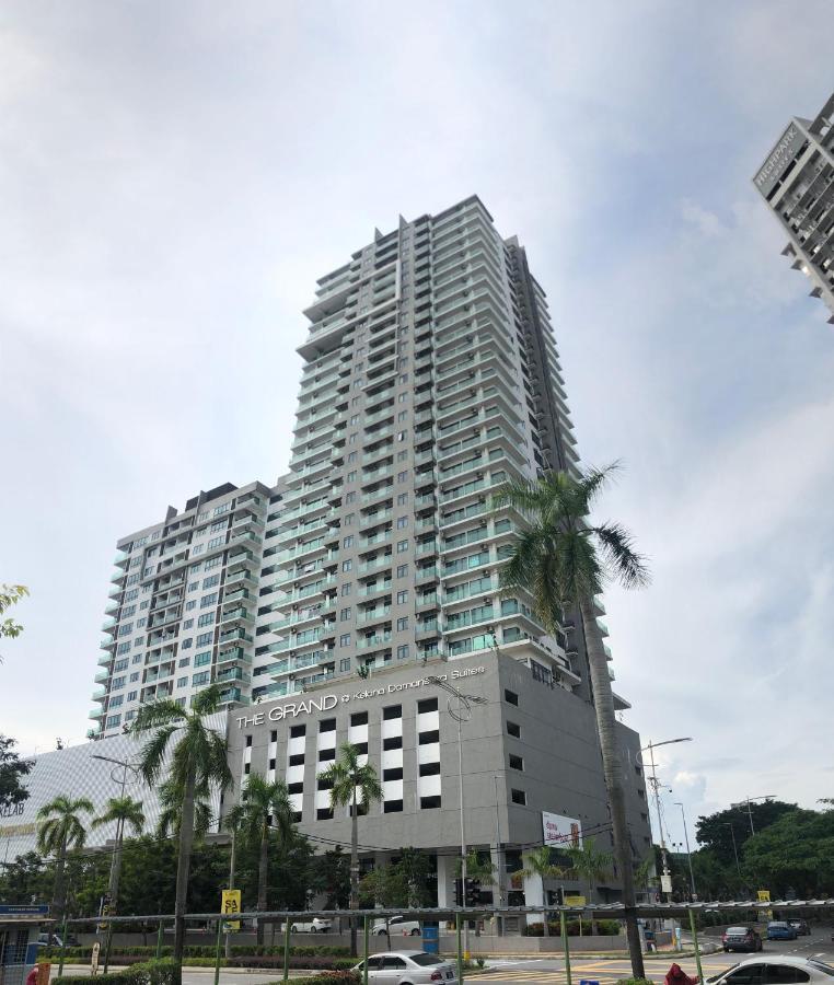 Lily & Loft - The Grand Sofo, Petaling Jaya Apartment Exterior foto